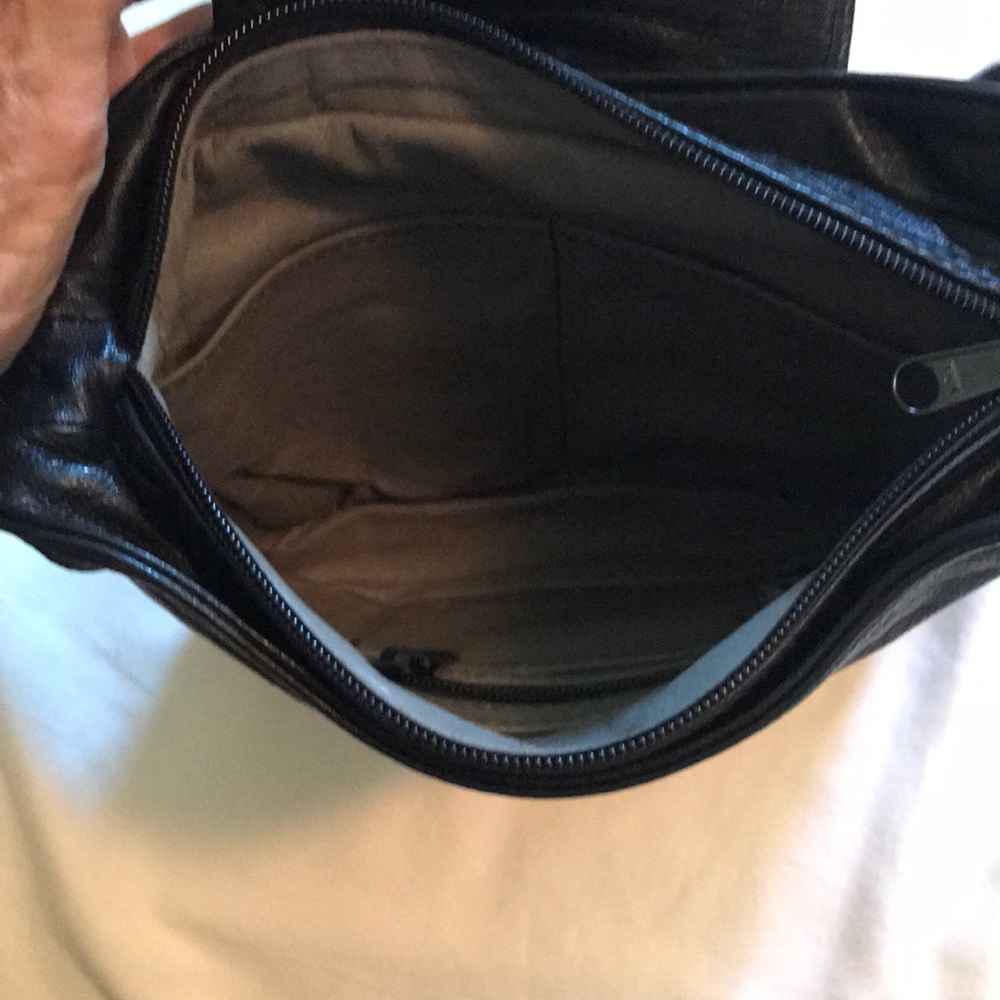 Purse - Picture 3 of 6